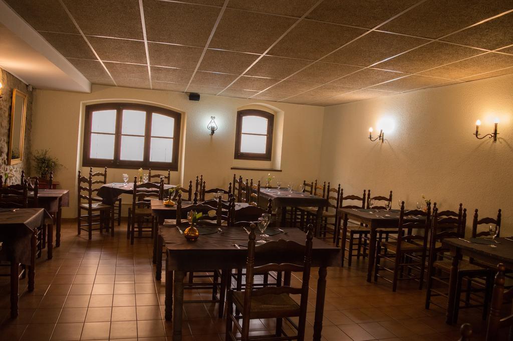 L'Argolla Hotel-Pizzeria Санта-Колома-де-Фарн Экстерьер фото